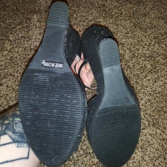 De Blossom Collection Heels! - Picture 2 of 4